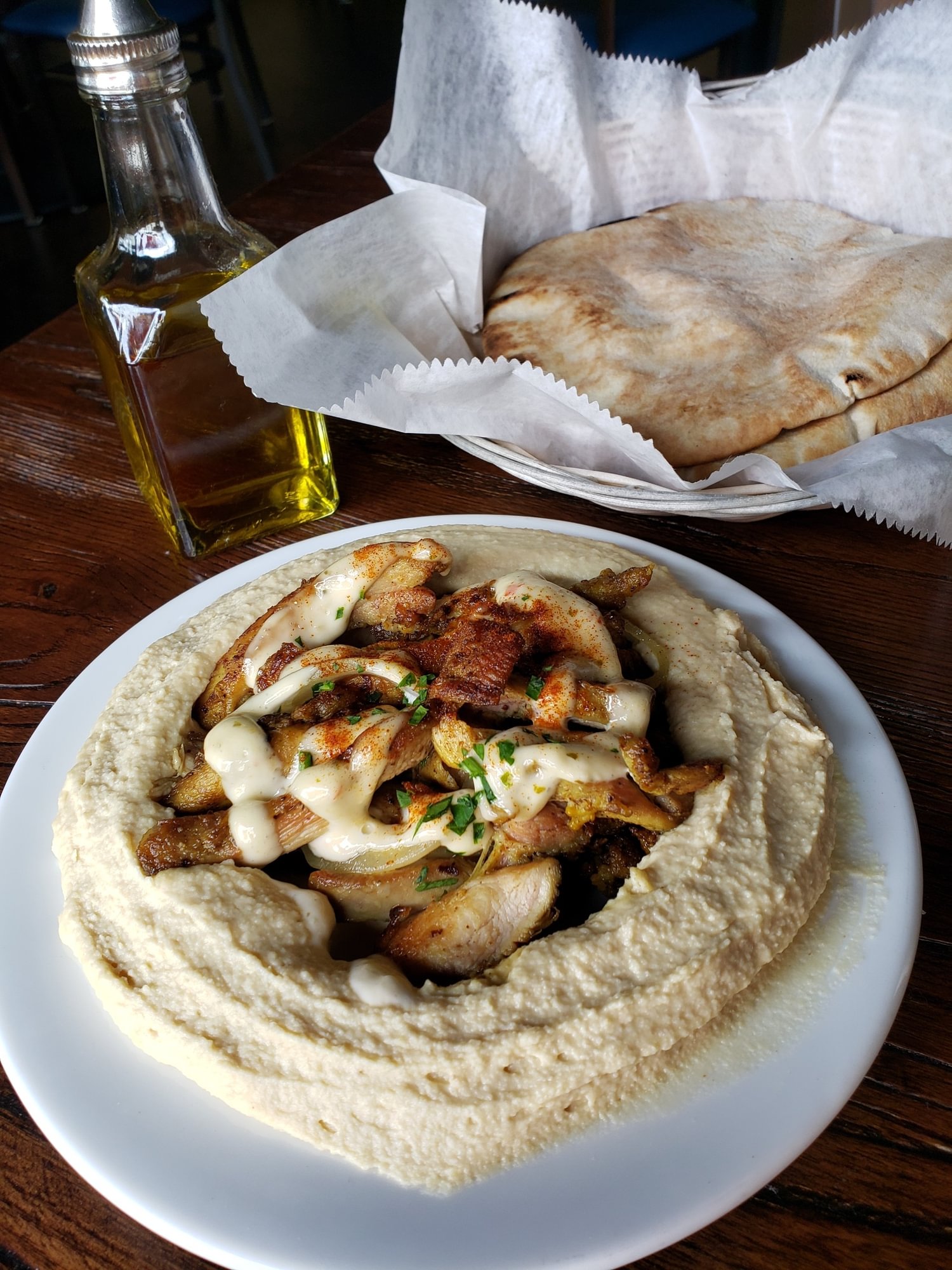 Hummus with Chicken Gyro