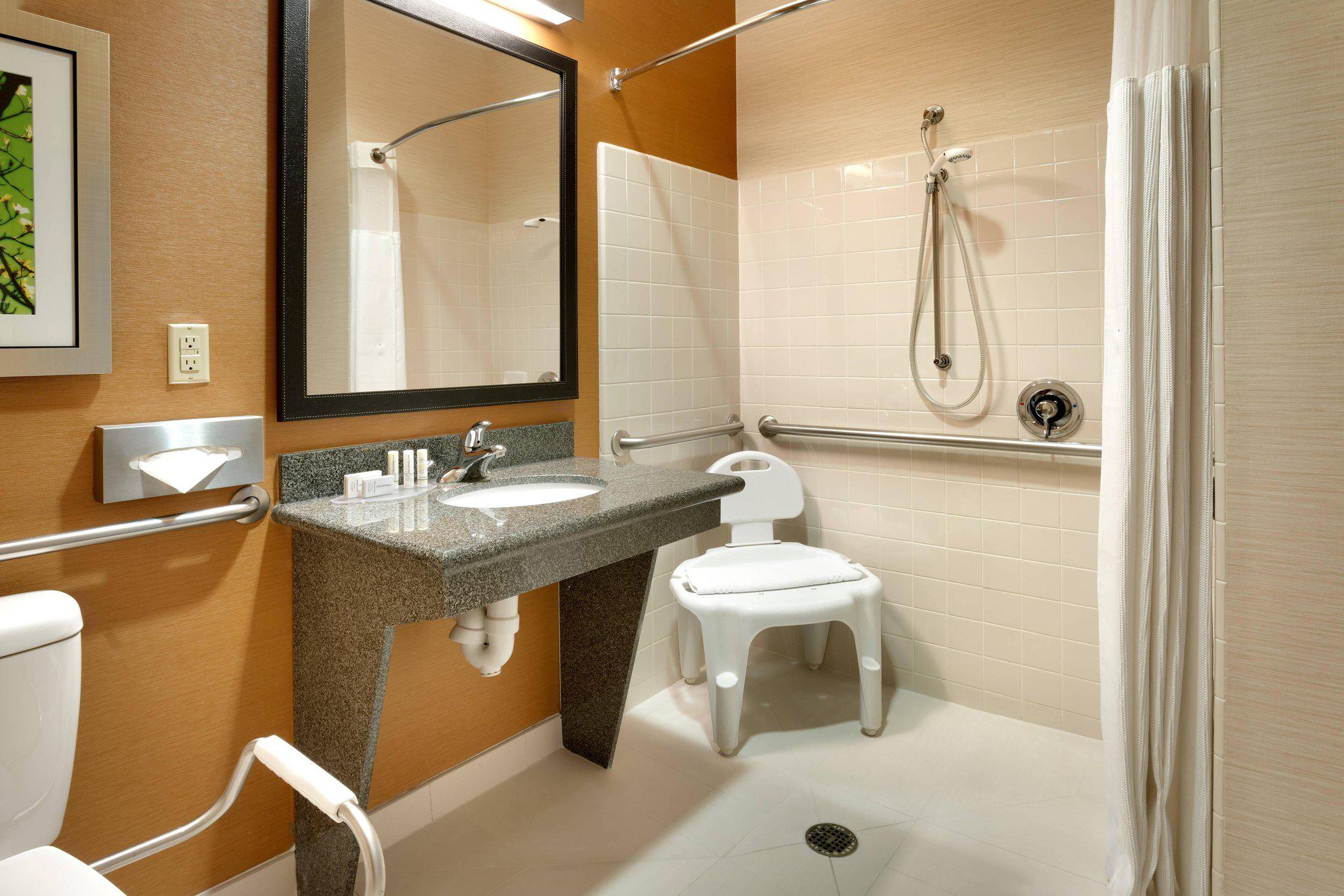 Fairfield Inn & Suites by Marriott Salt Lake City Airport Photo