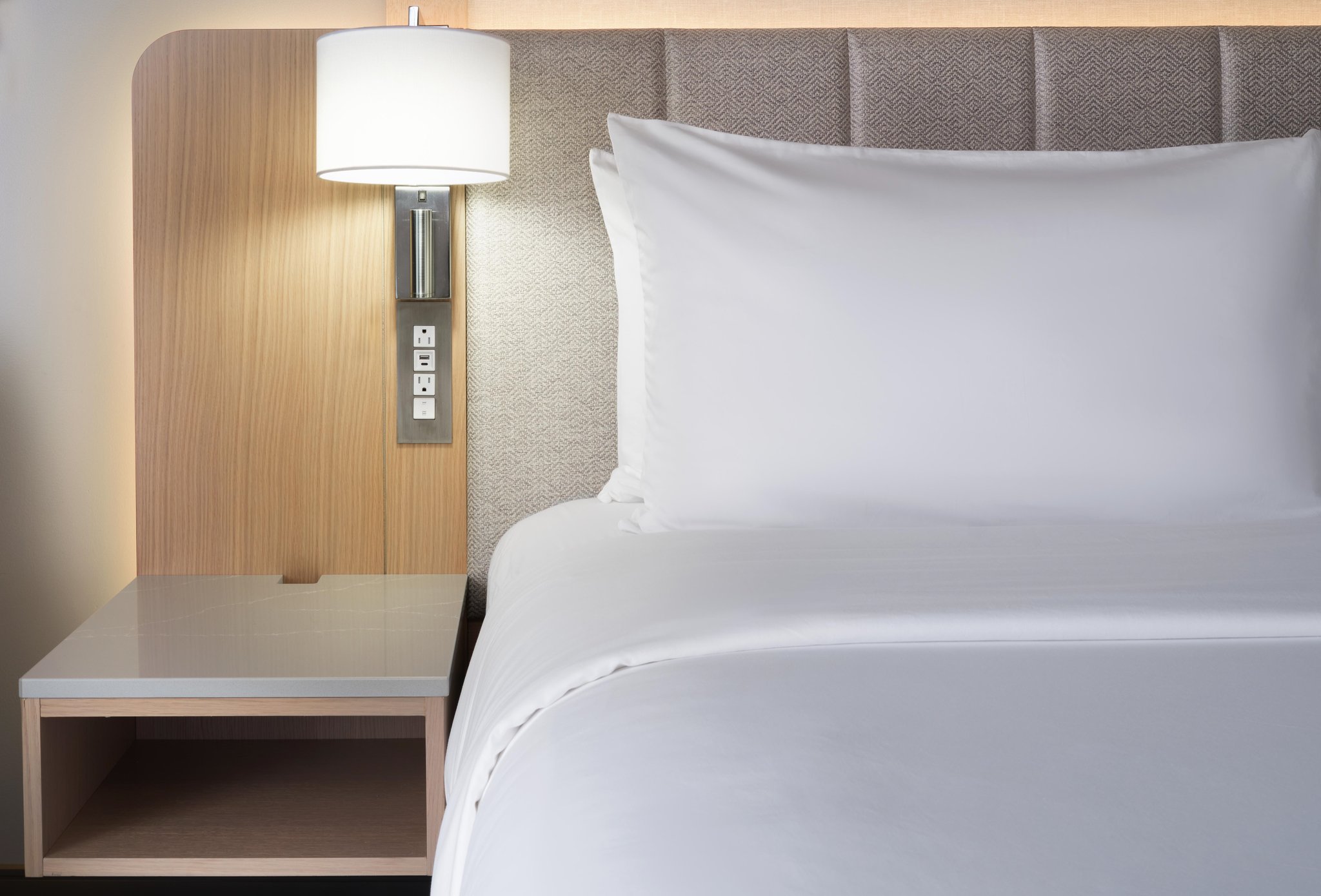 Hotel Indigo Long Island - East End by IHG Image