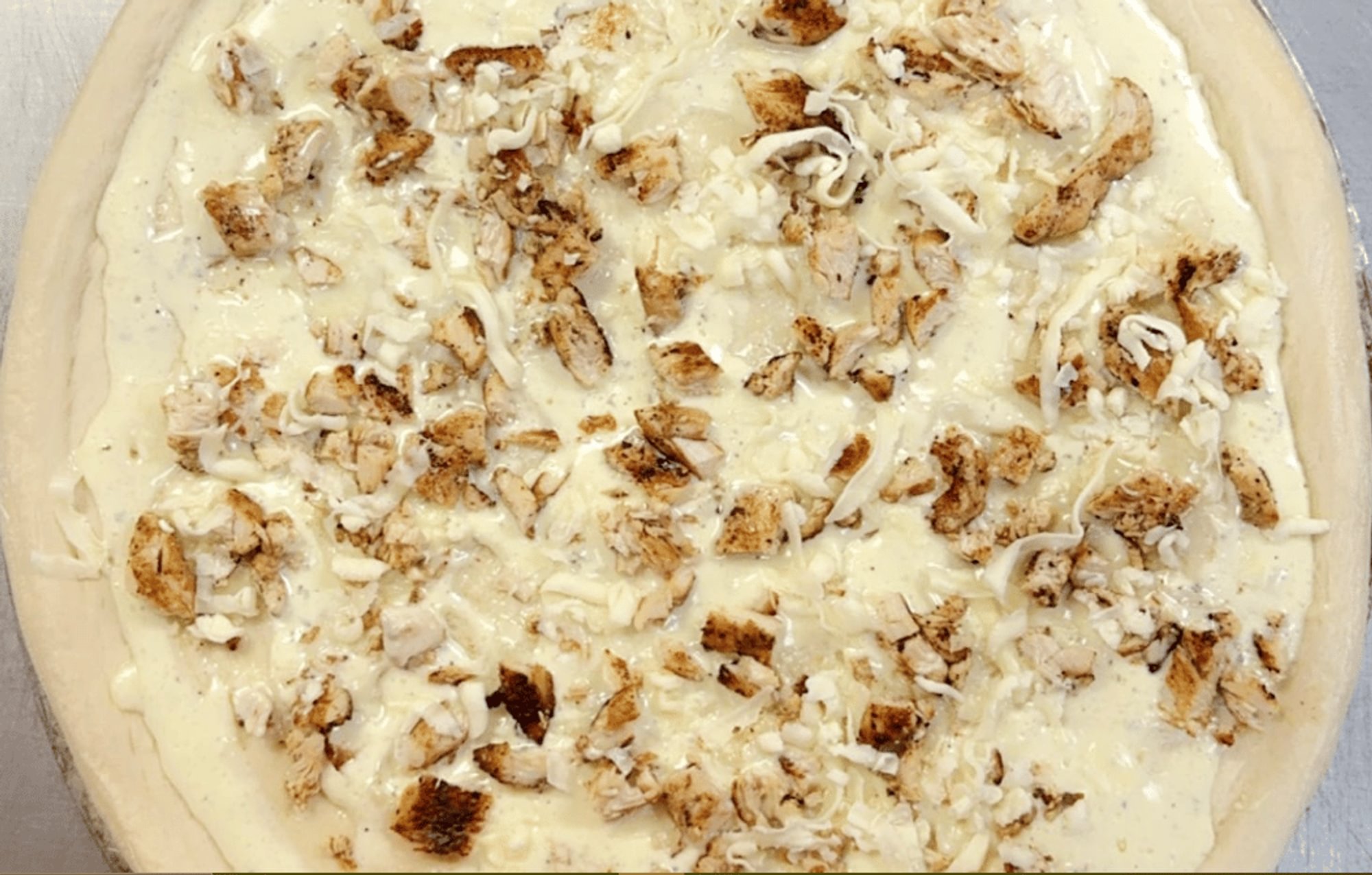 Chicken Alfredo Pizza
