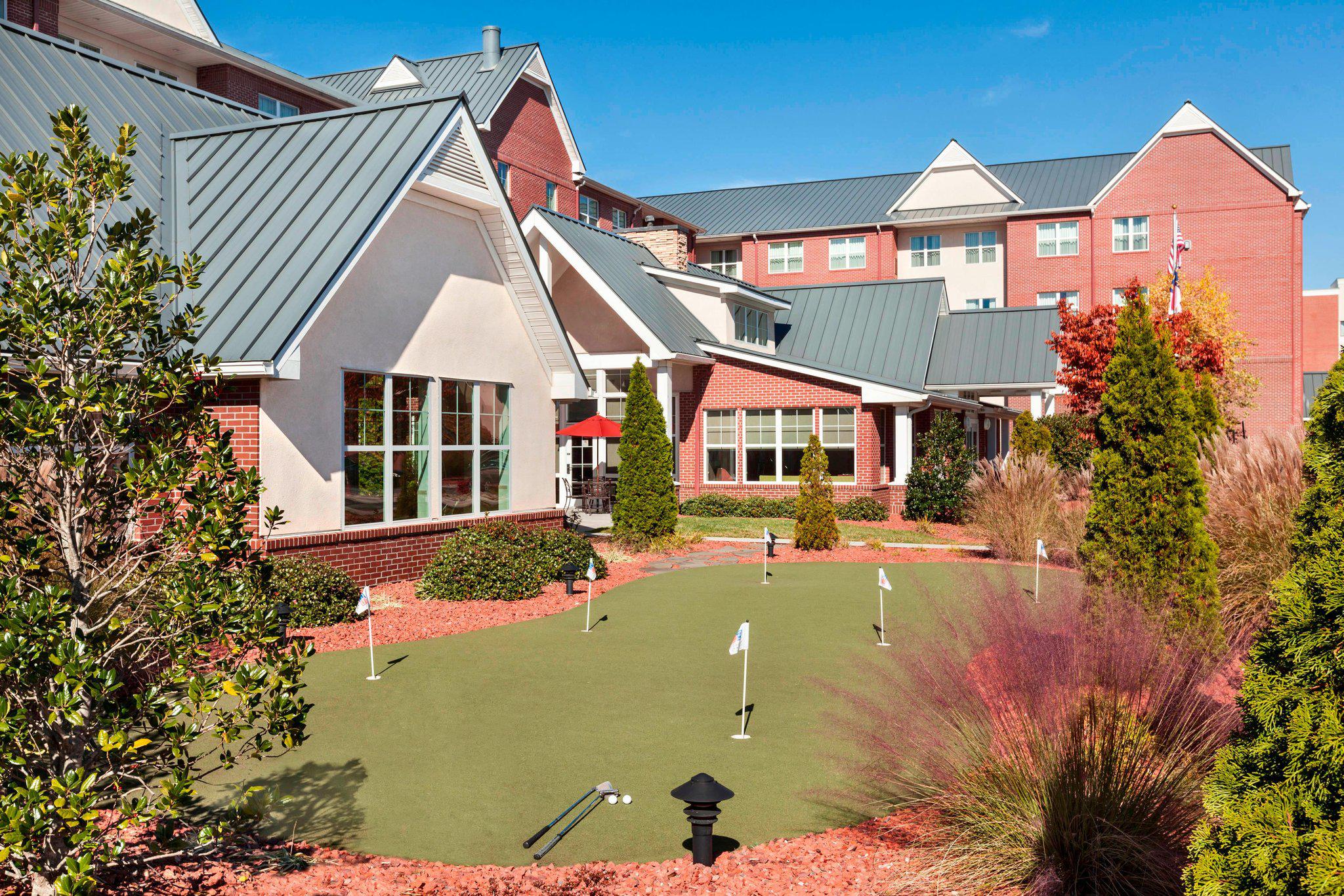 Residence Inn by Marriott Greensboro Airport Photo