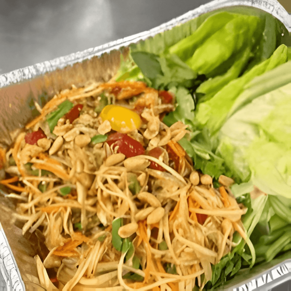 Som Tum (Papaya Salad)