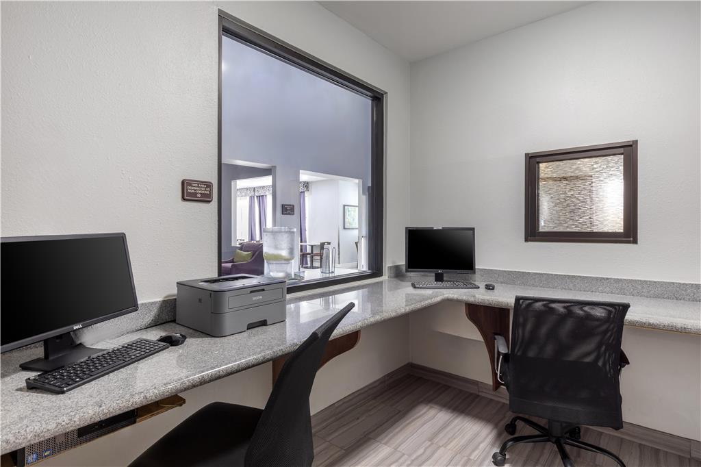 Best Western Executive Inn Image