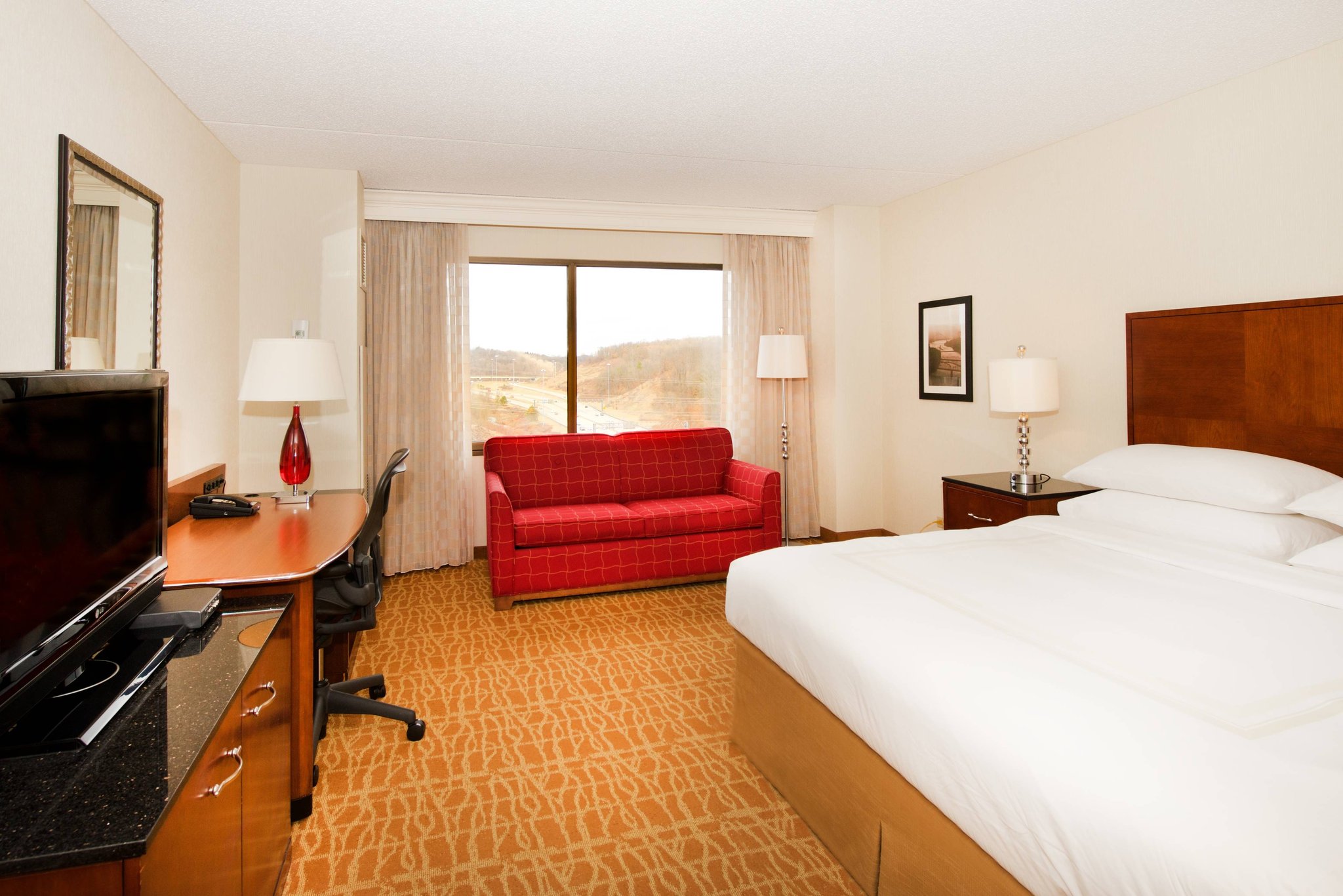 Pittsburgh Airport Marriott Photo