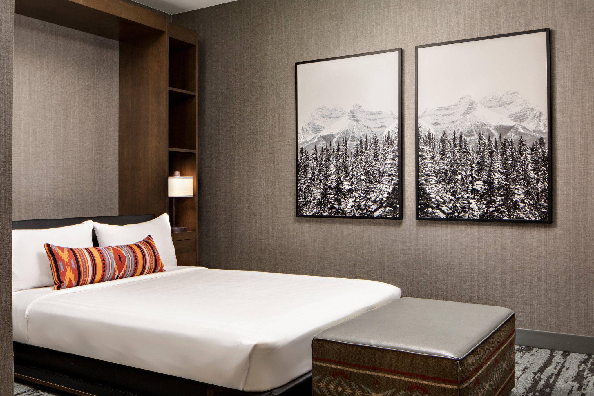 Gaylord Rockies Resort & Convention Center Photo