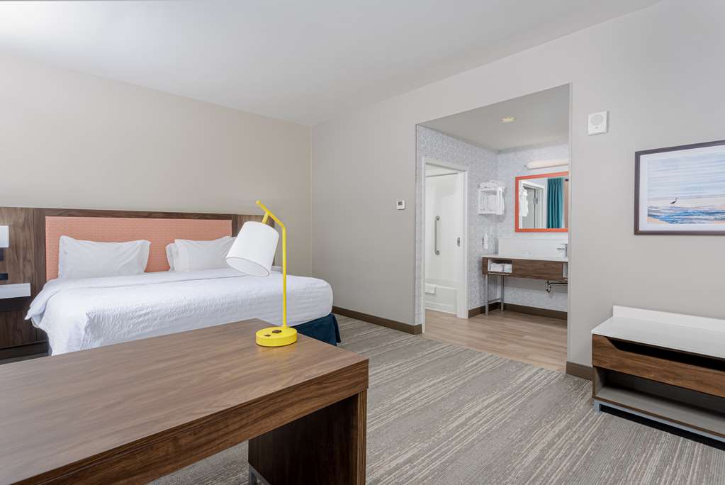 Hampton Inn & Suites Orange Beach/Gulf Front Image