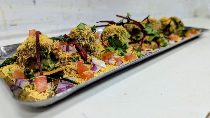 Sev Puri (8pc)