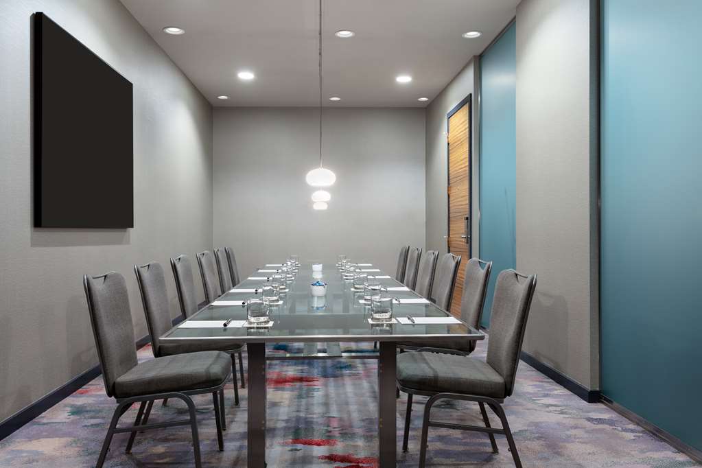 The Lofton Hotel Minneapolis, Tapestry Collection by Hilton Image