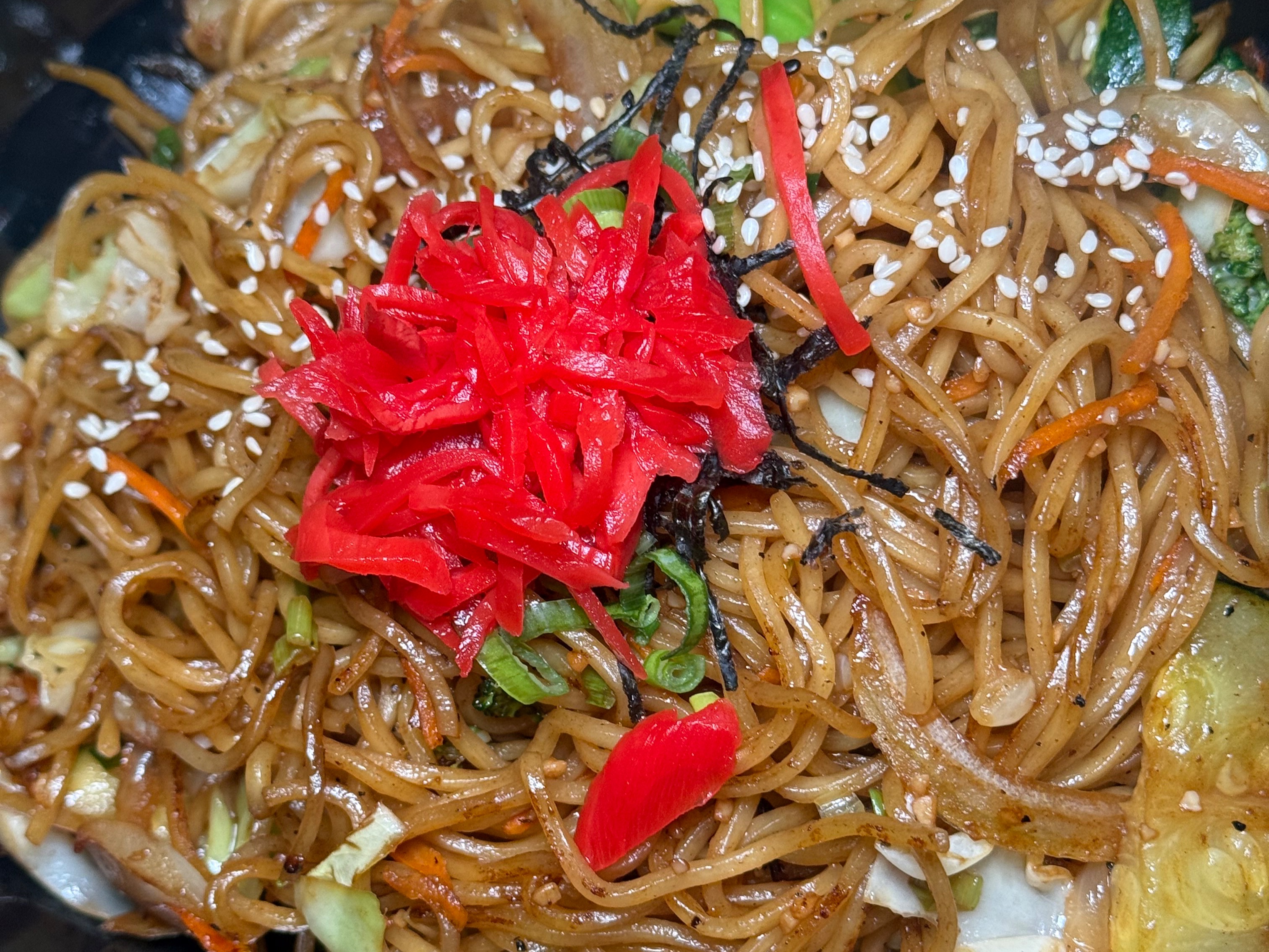 Noodle dishes yakisoba