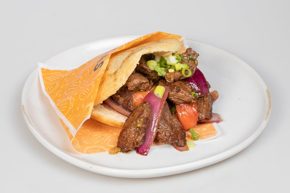 Arepa Wok Smoked Lomo Steak