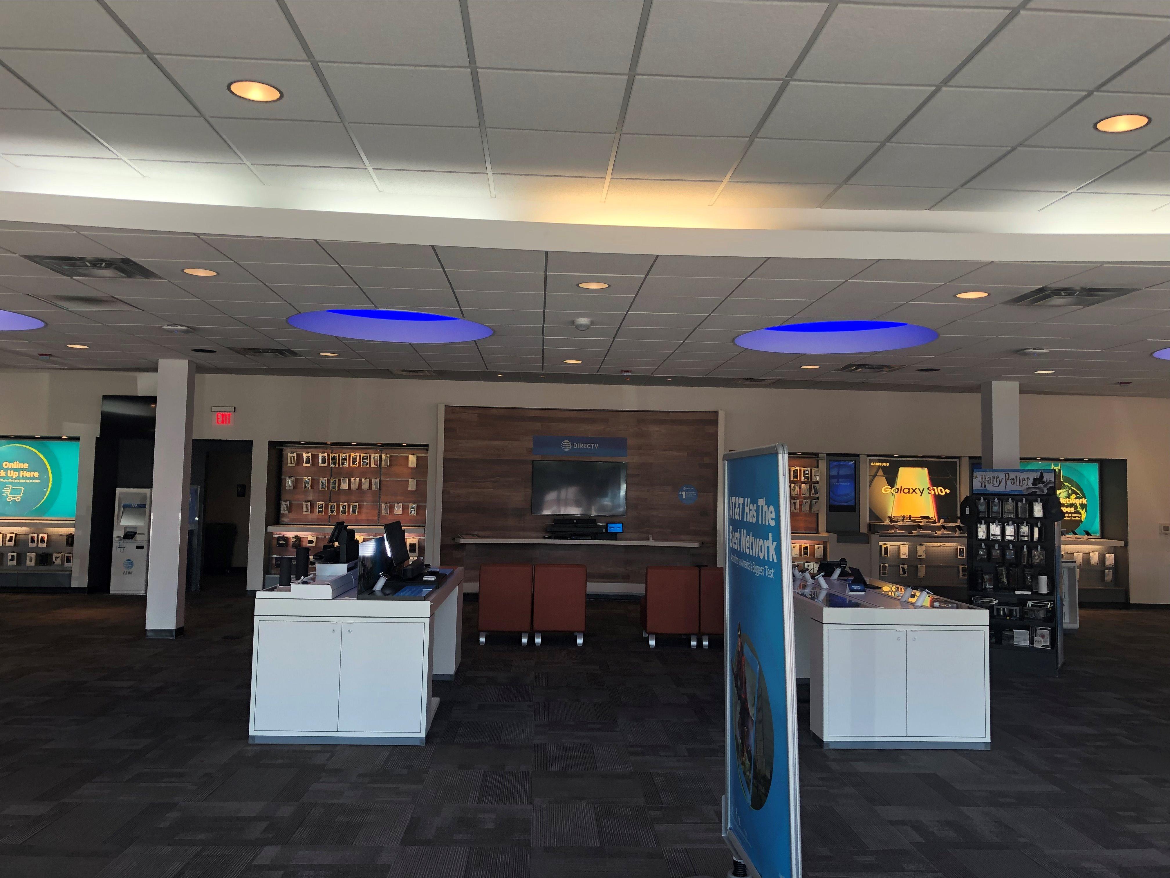 AT&T Store Photo