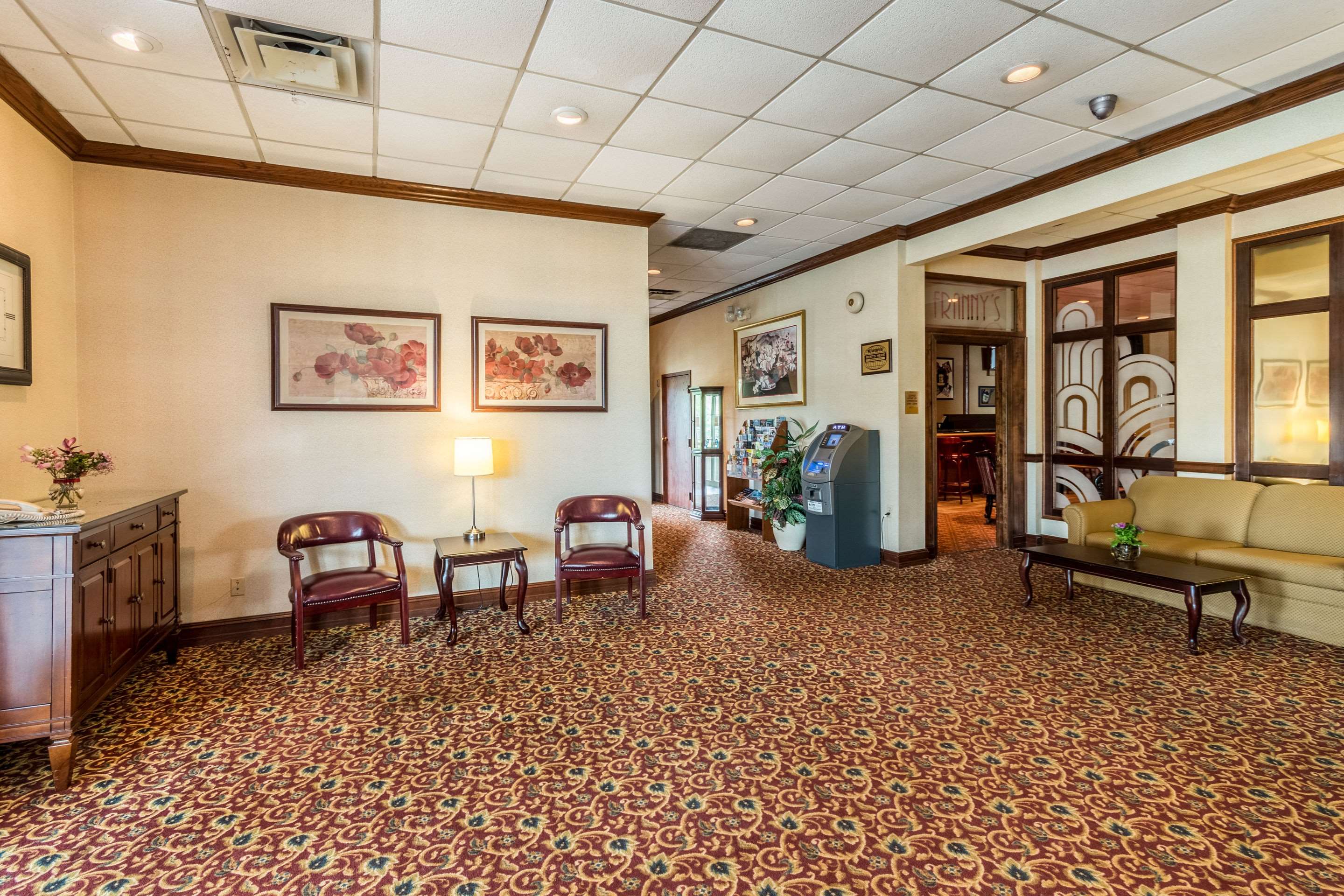 Suburban Extended Stay Hotel Photo