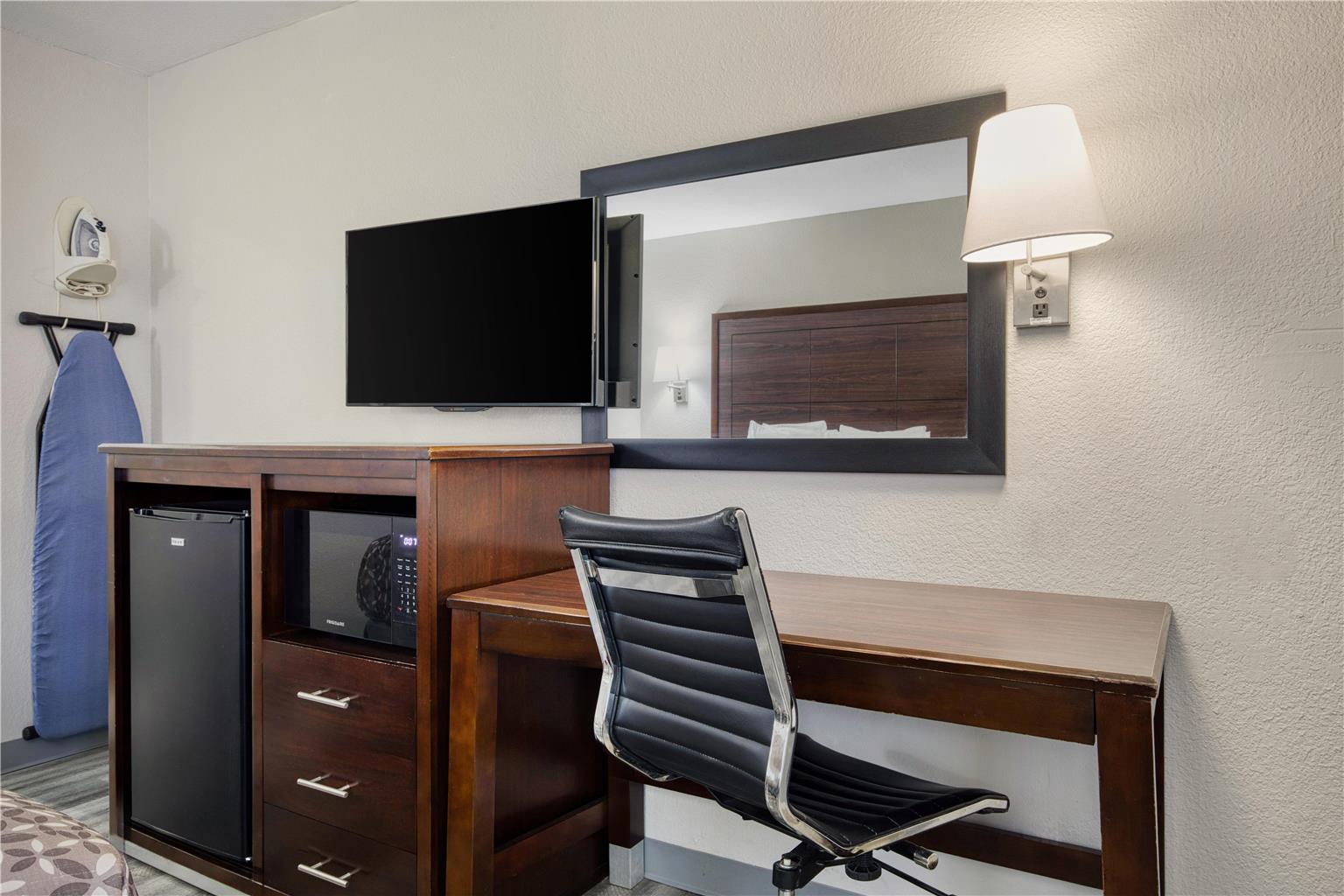 SureStay by Best Western Terrell Image