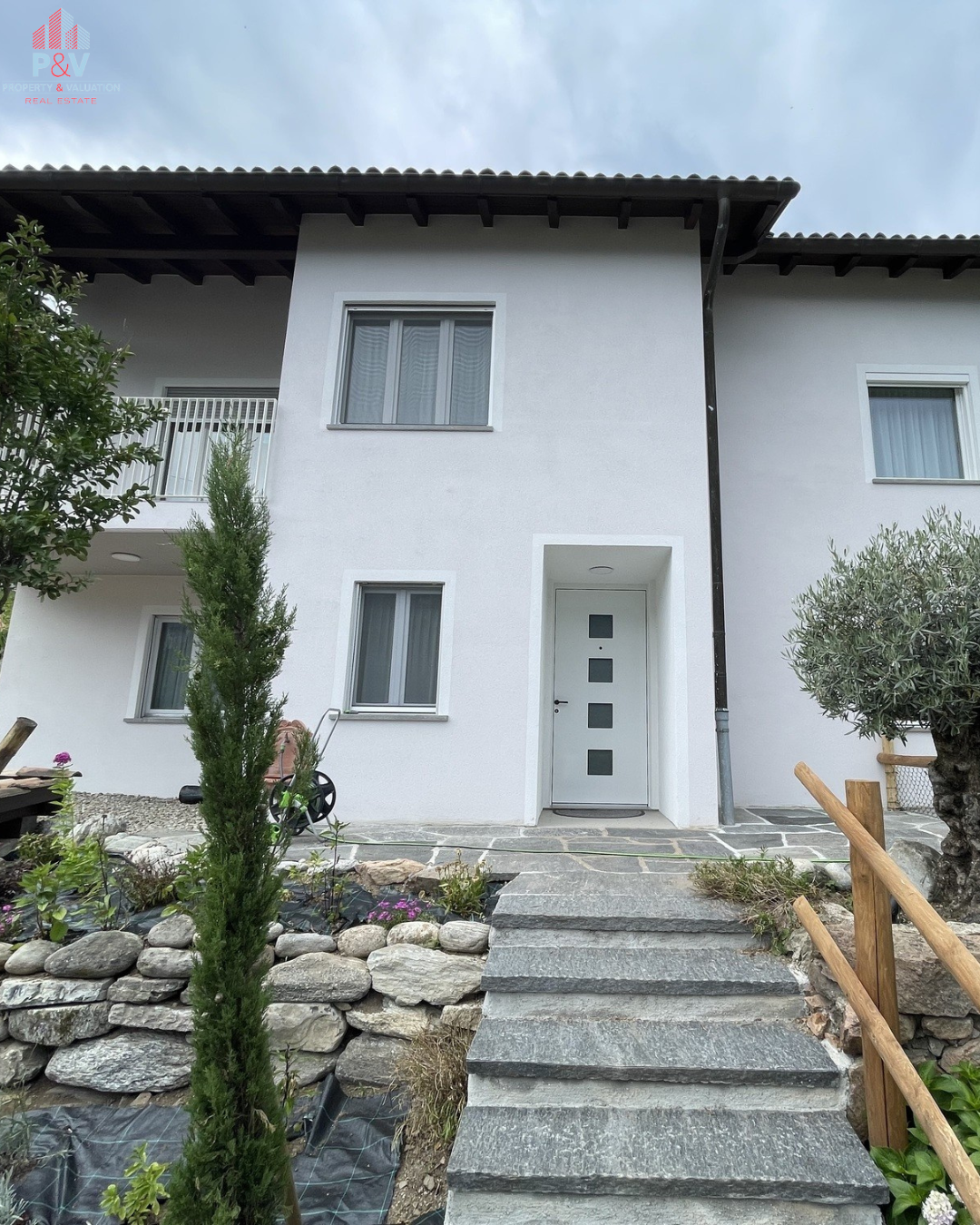 🏡 SPLENDIDA CASA 4.5 APPENA RINNOVATA IN POSIZIONE PANORAMICA AD AROGNO – RESID