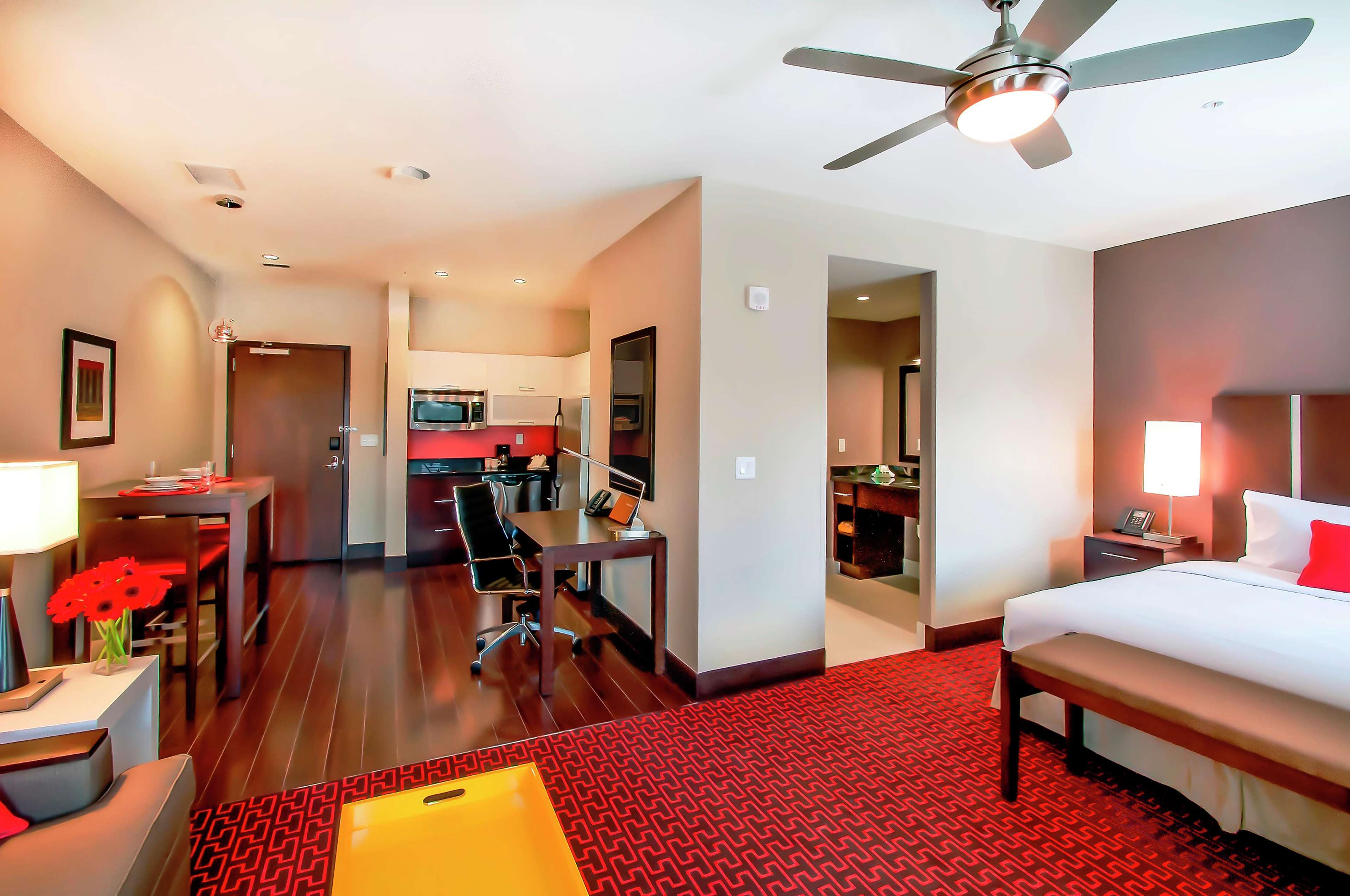 Homewood Suites by Hilton Denver Downtown-Convention Center, CO Photo