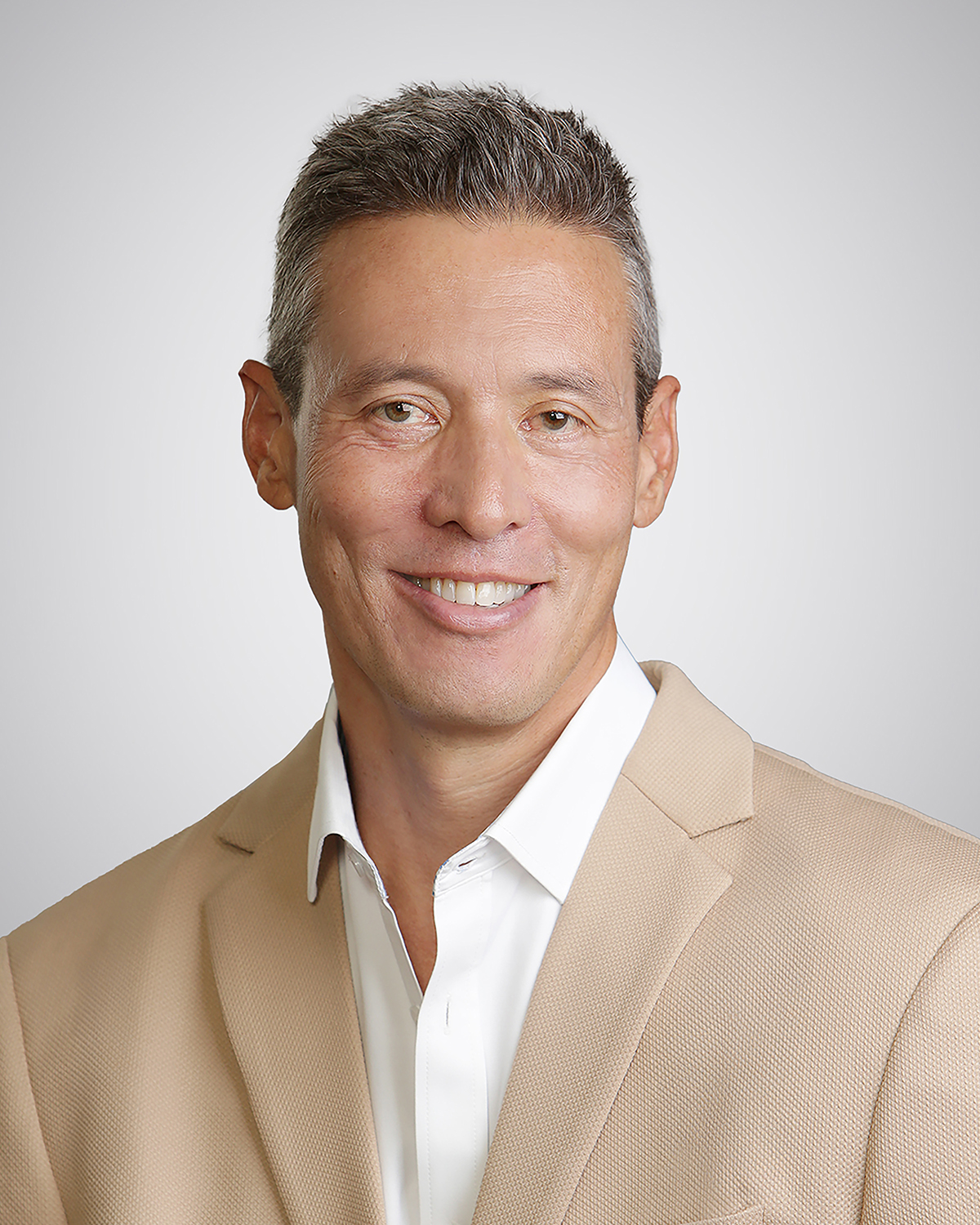 Aric Ahlgren - Thrivent
