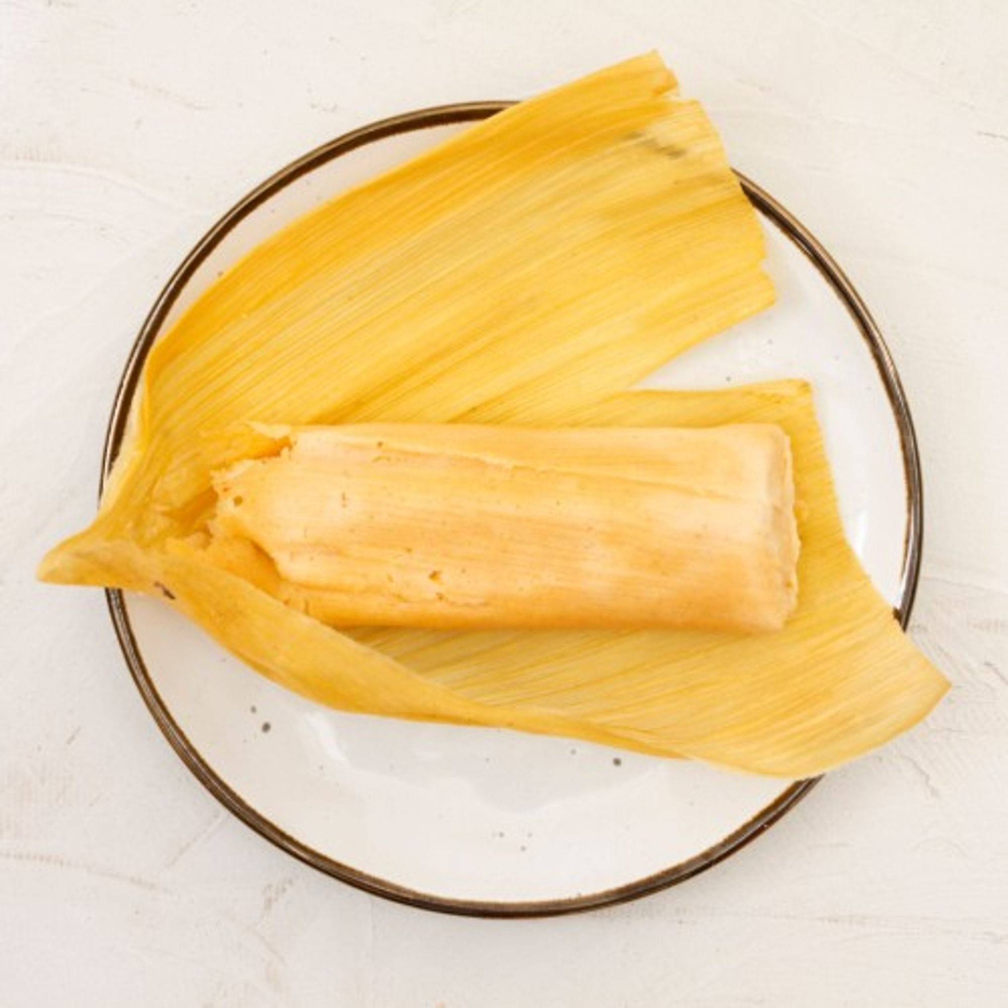3Tamales pollo