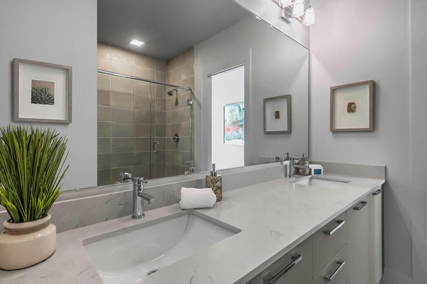 Images Camden Grandview Apartments and Townhomes
