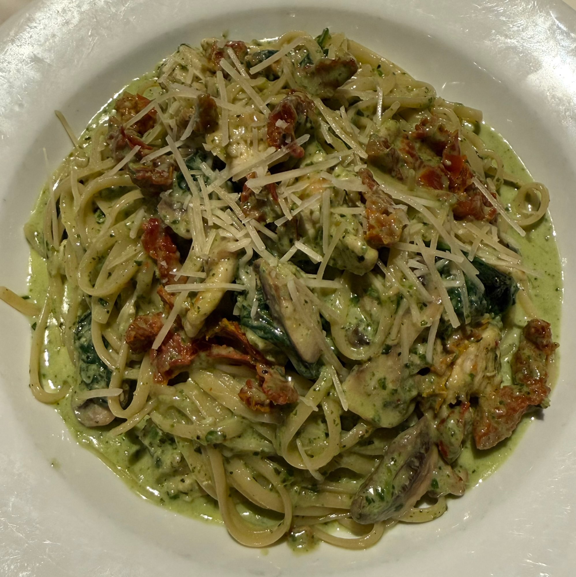 chicken Linguine Al Pesto
