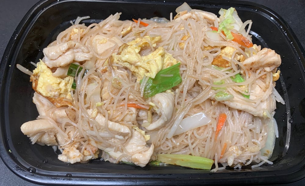 24 鸡米粉CHICKEN Mei Fun