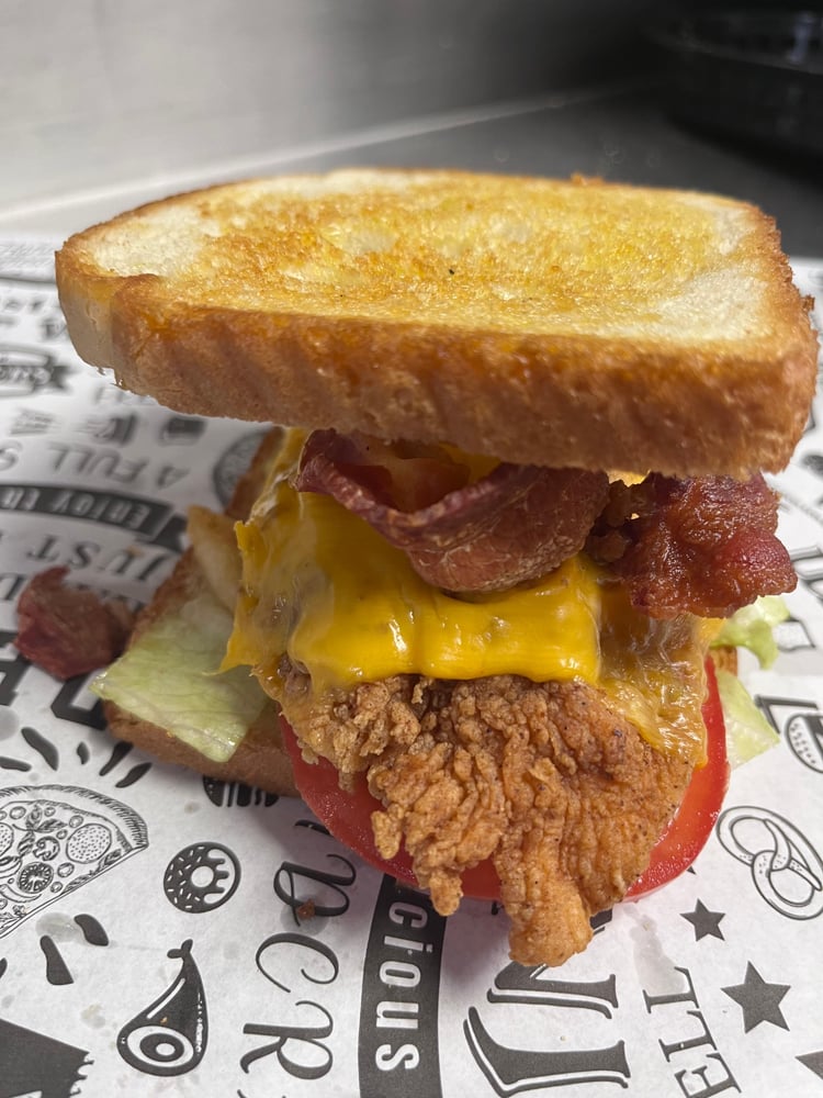 Chicken Club Sandwich (Crispy)
