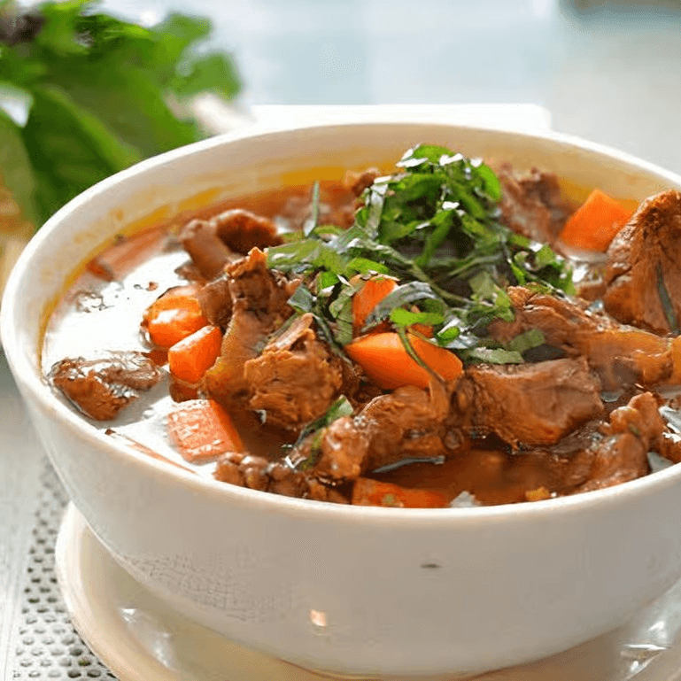 39. Hủ Tiếu Bò Kho - With Rice Noodles