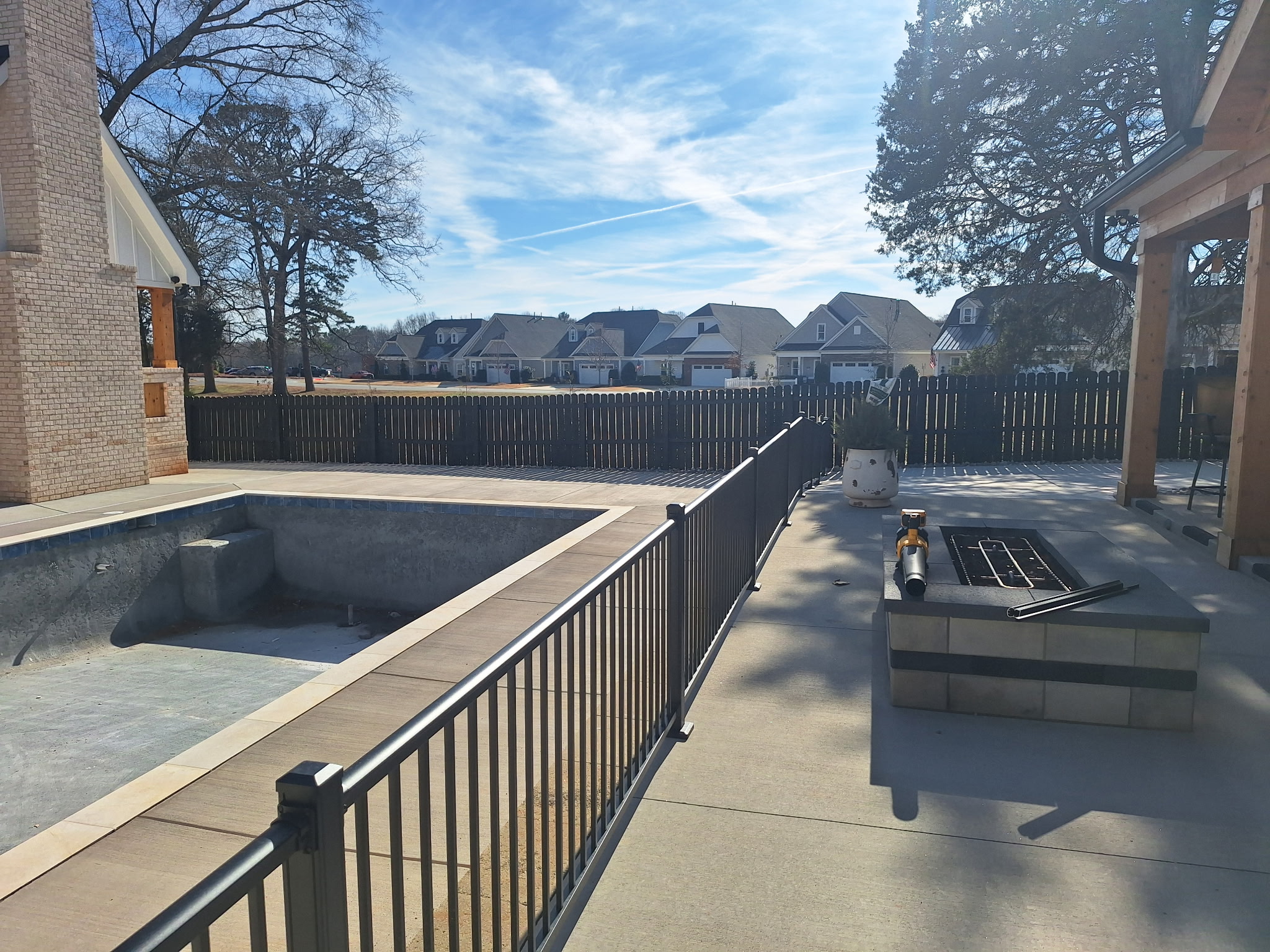 B Line Fencing & Services Image