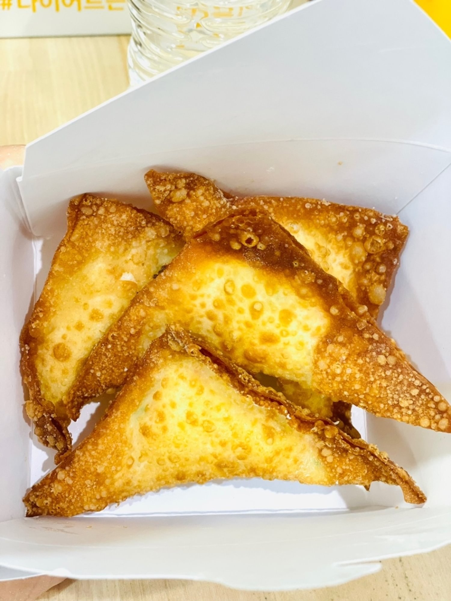 Crab Cheese Triangles 4pcs