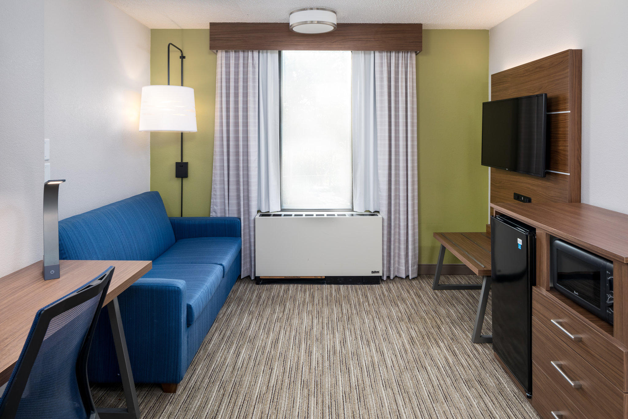 Holiday Inn Express Atlanta Airport-College Park Photo