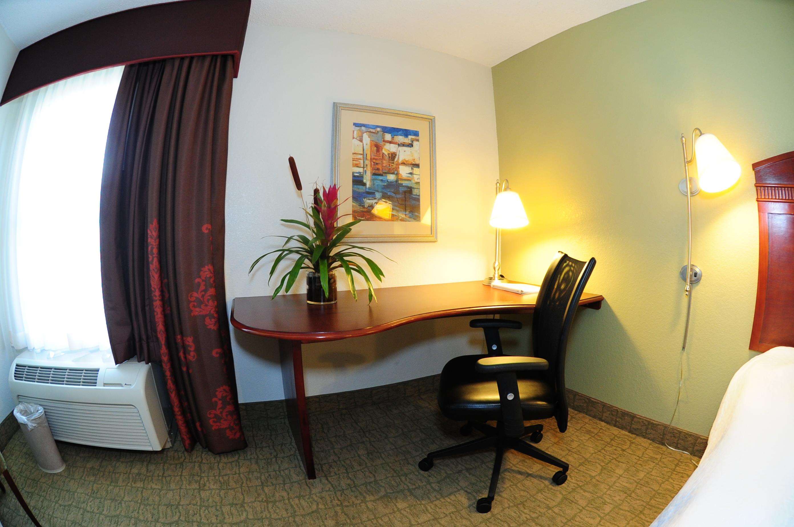 Hampton Inn & Suites Nashville-Airport Photo