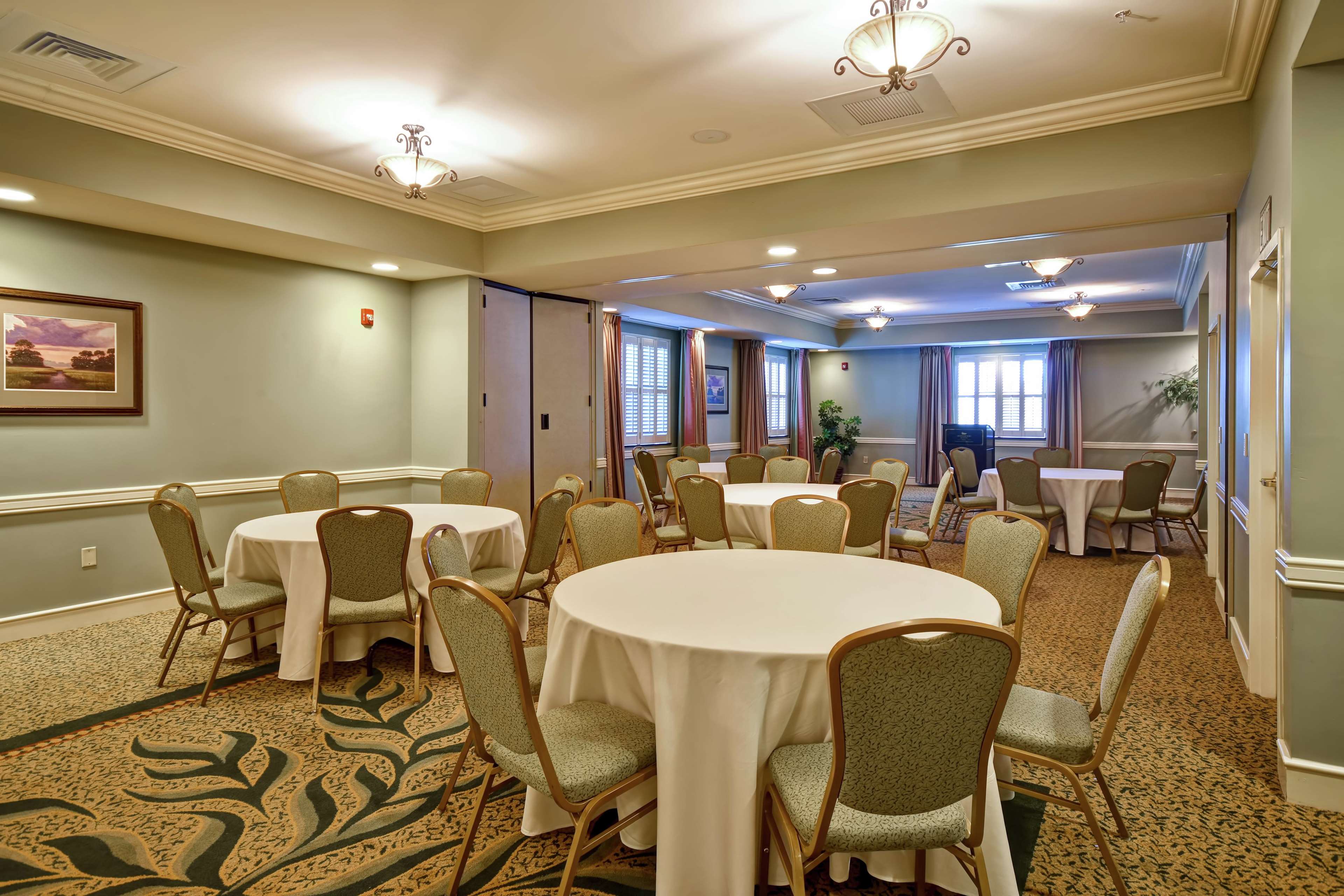 Homewood Suites by Hilton Charleston Airport Photo