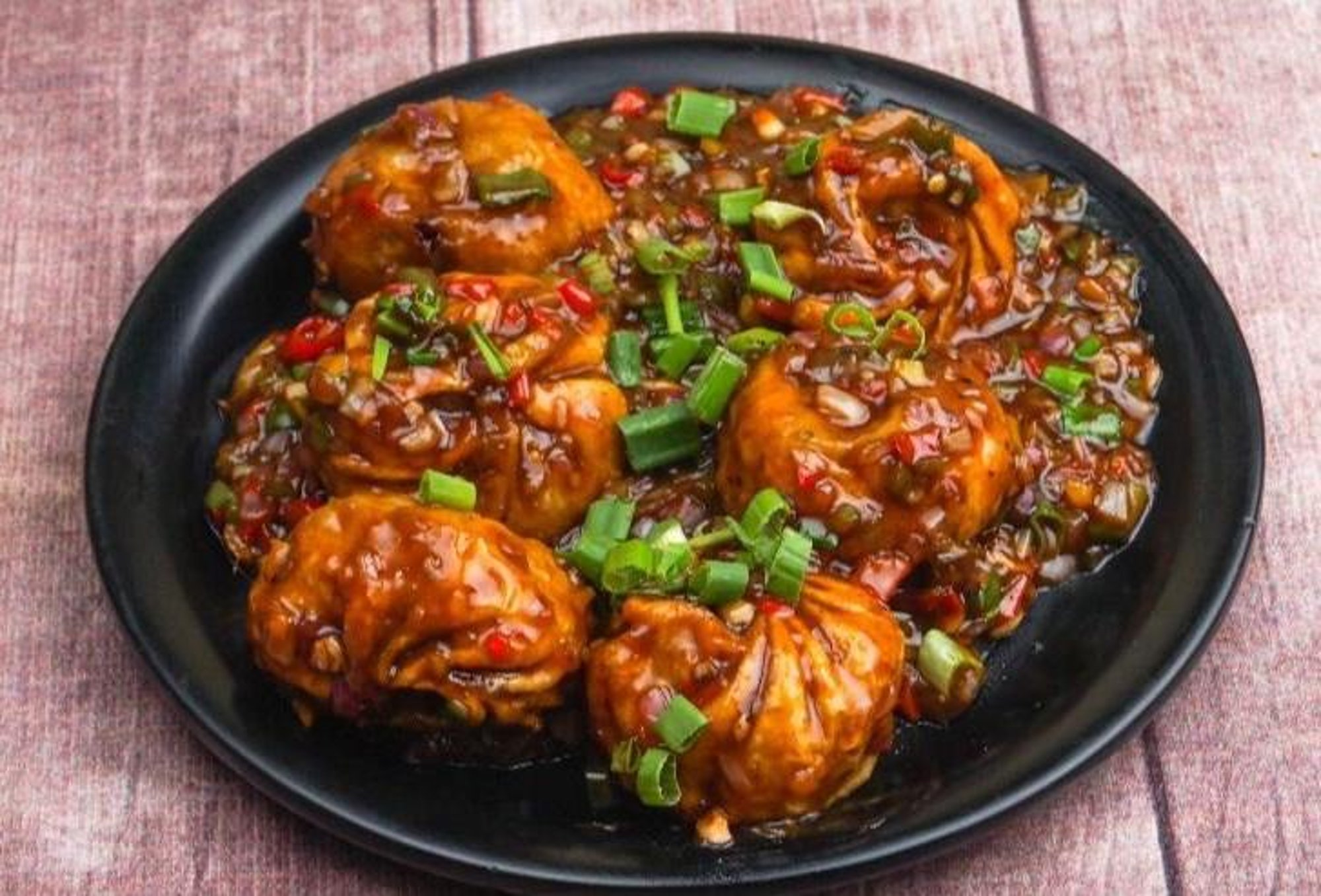 Chicken Manchurian Momos