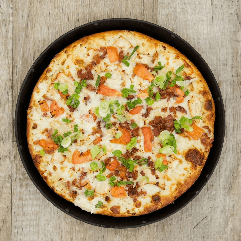 California Chicken Club Pizza