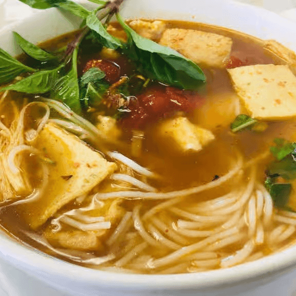N6. Tofu Dumpling Vermicelli Soup
