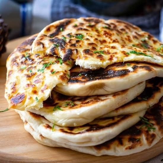 Cheese Naan (Mozzerella)