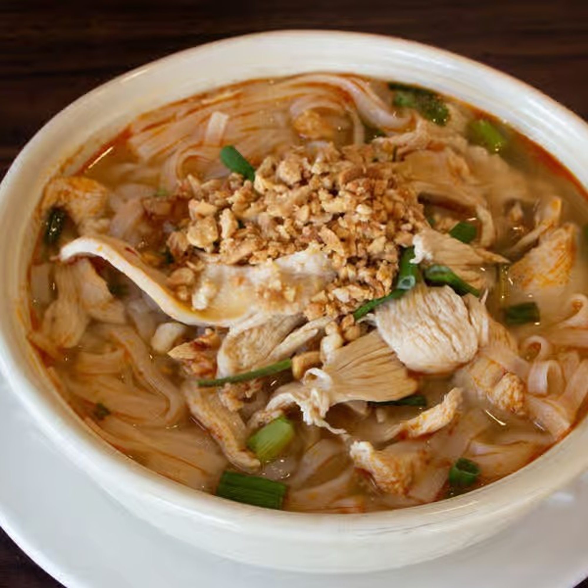 N8. *Kuay Teaw Tom Yum (Hot and Sour Noodle Soup)