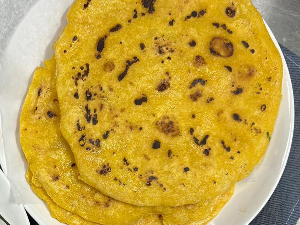 Makke Ki Roti 1 Pcs