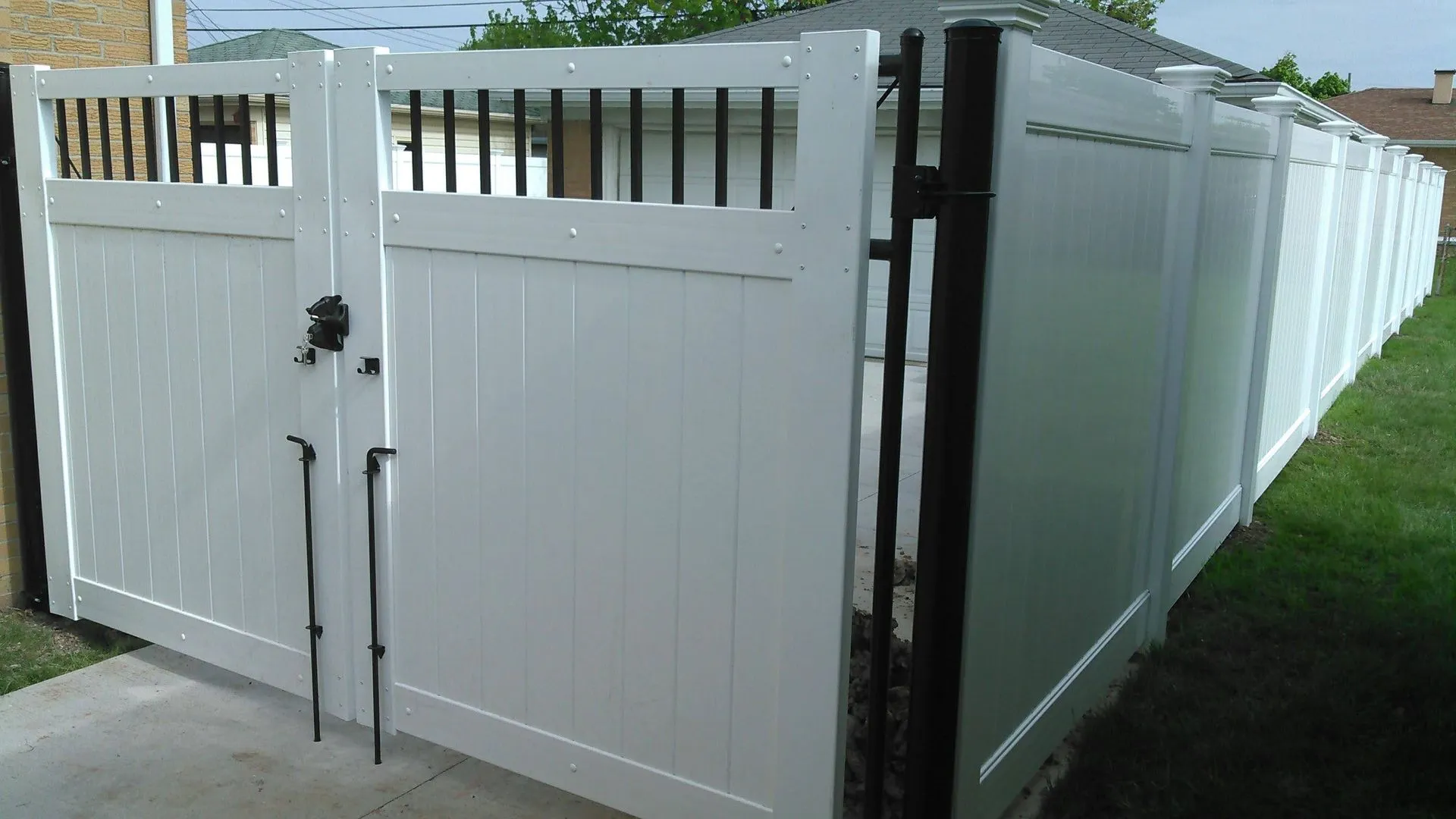 Mixed Material Fencing