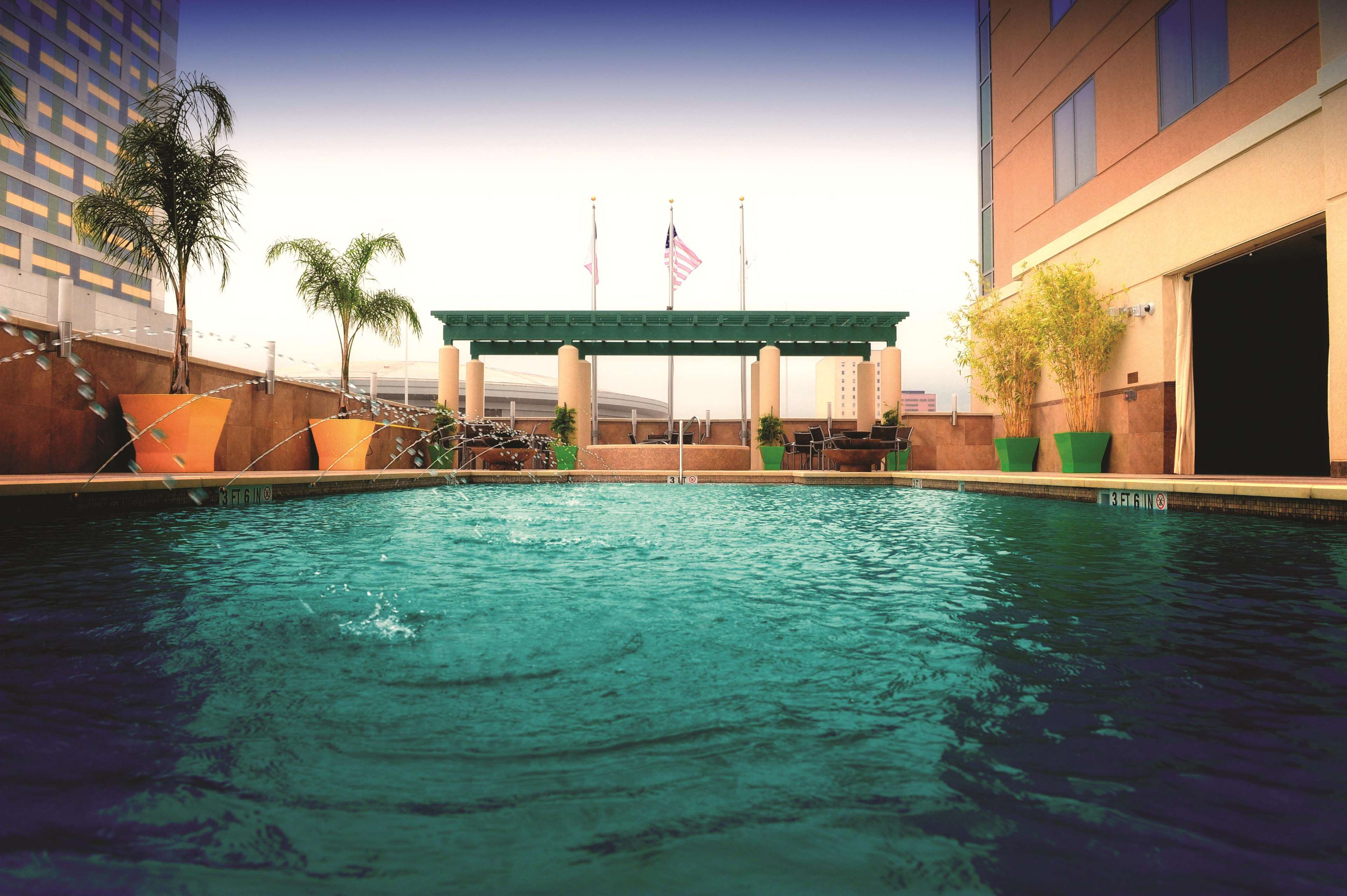 Embassy Suites by Hilton Houston Downtown Photo