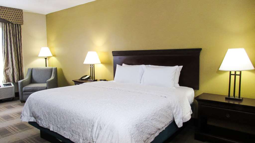 Hampton Inn Oxford-West Image