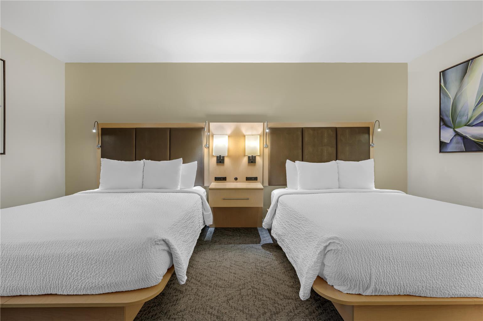 Best Western Plus South Coast Inn Image