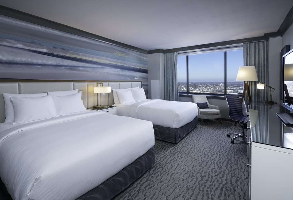 The Lofton Hotel Minneapolis, Tapestry Collection by Hilton Image