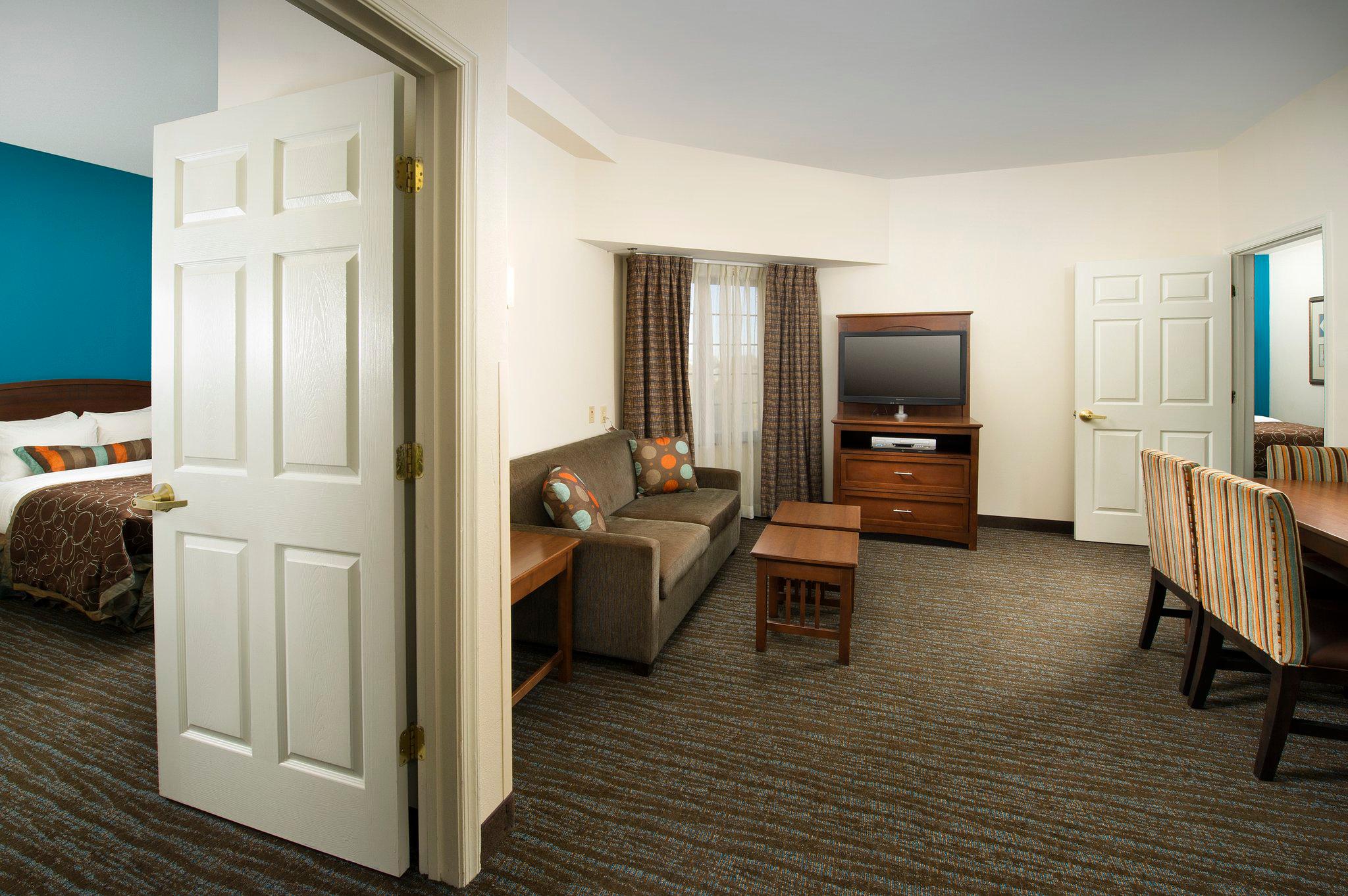 Staybridge Suites Baltimore Bwi Airport Photo