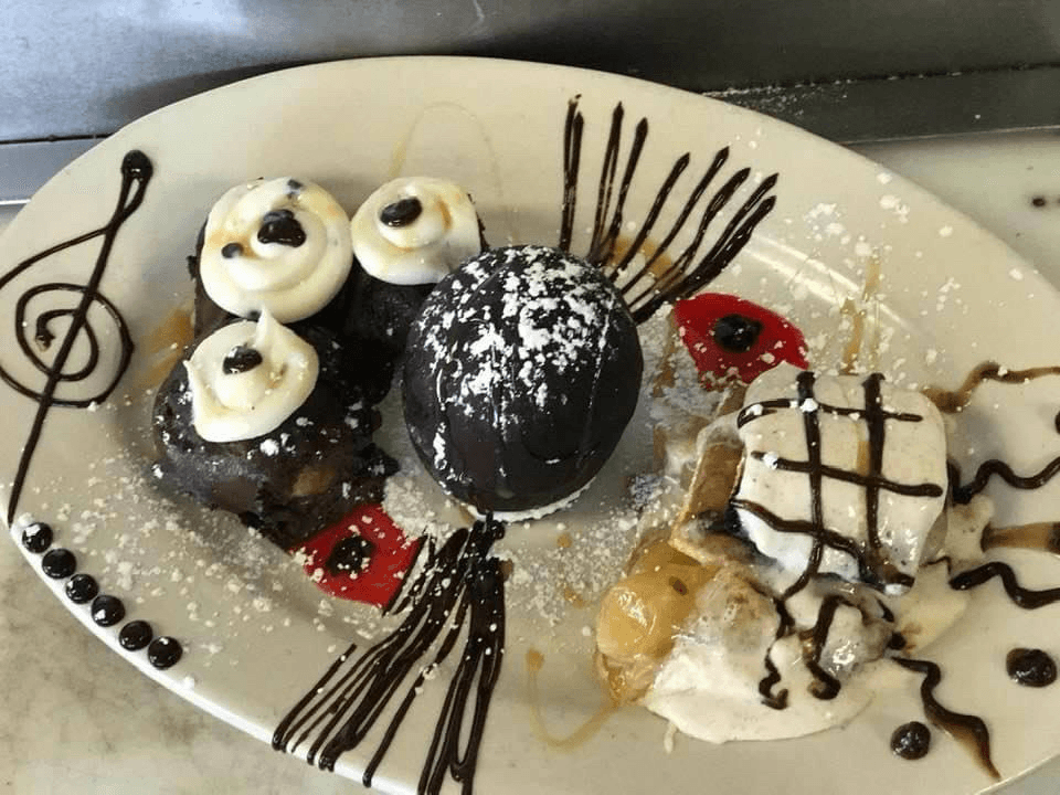 Dessert tray 24 pcs