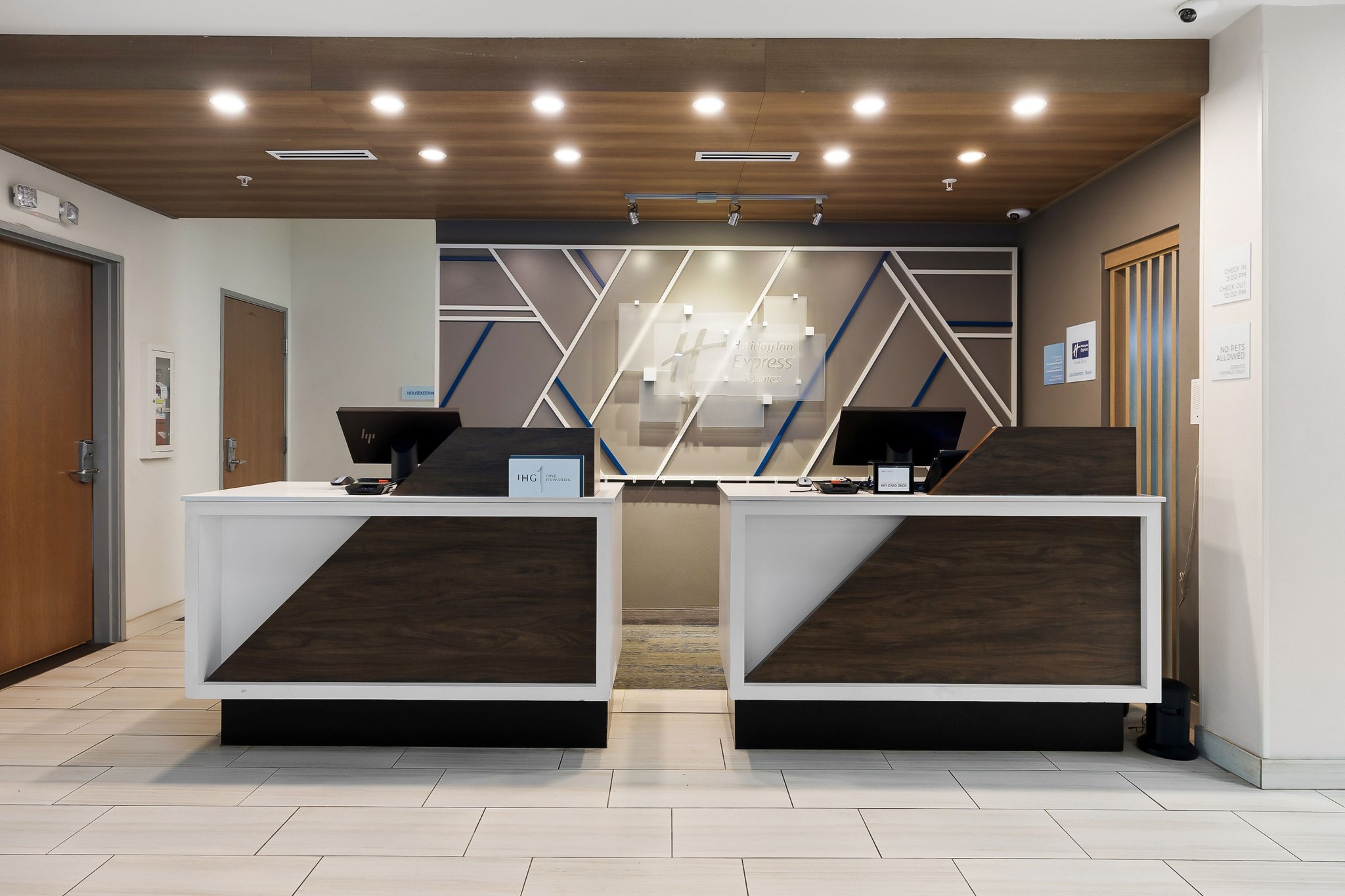 Holiday Inn Express & Suites Jourdanton-Pleasanton by IHG Image