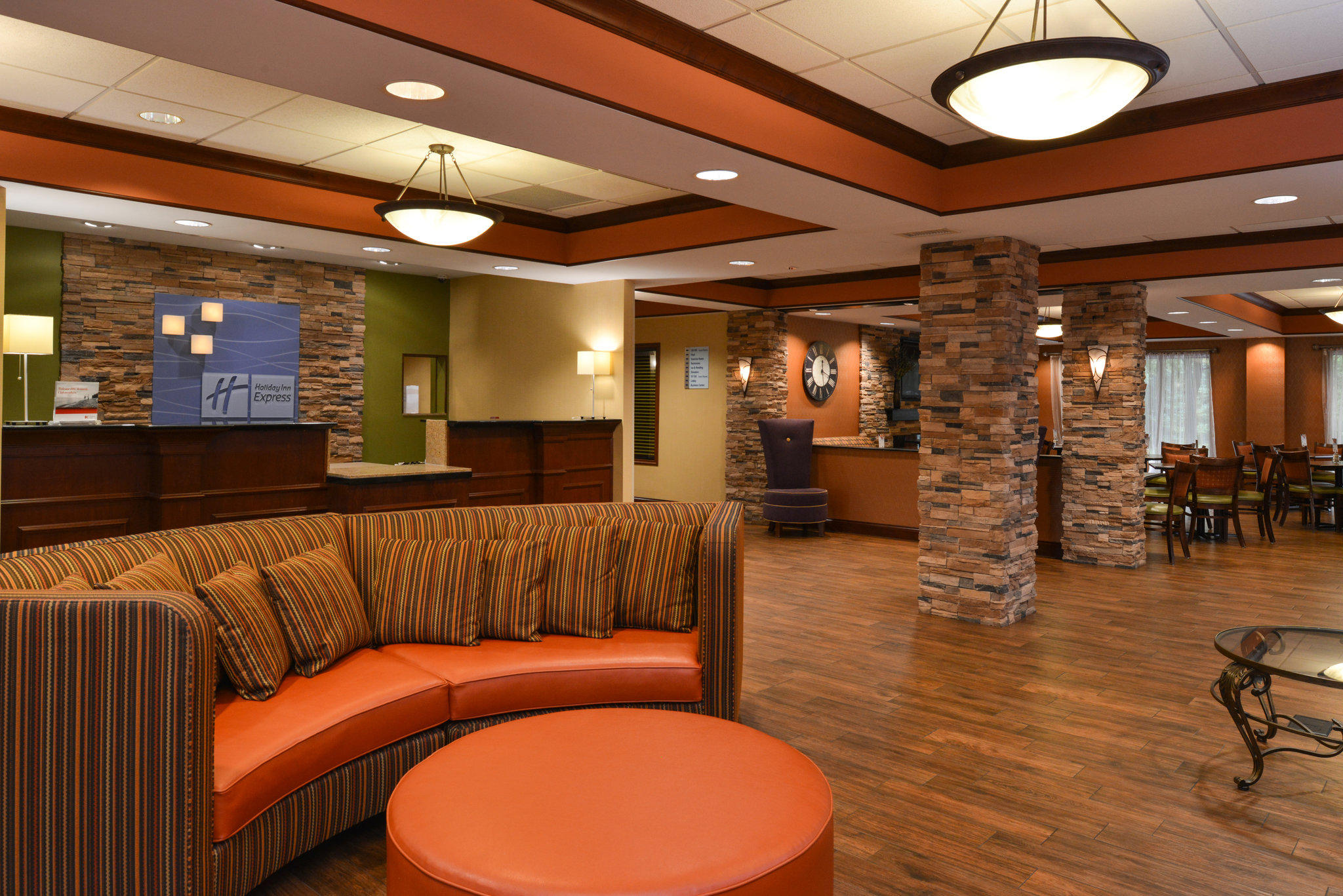 Holiday Inn Express & Suites Dayton-Centerville Photo