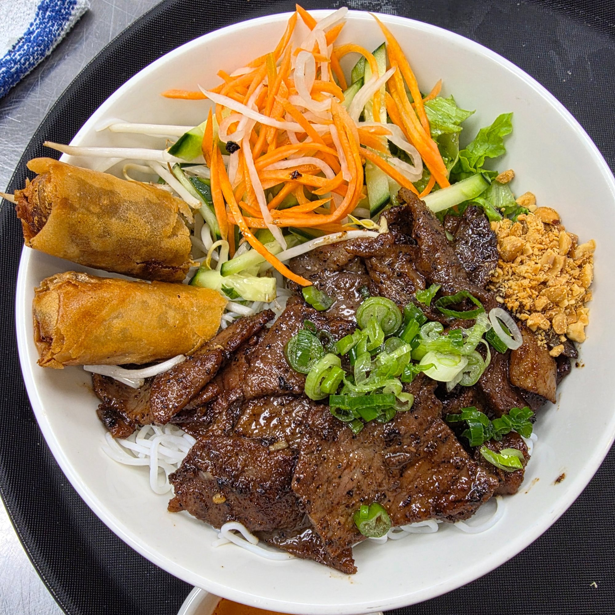 D3. Bún Bò Nướng / Chargrilled Beef Vermicelli