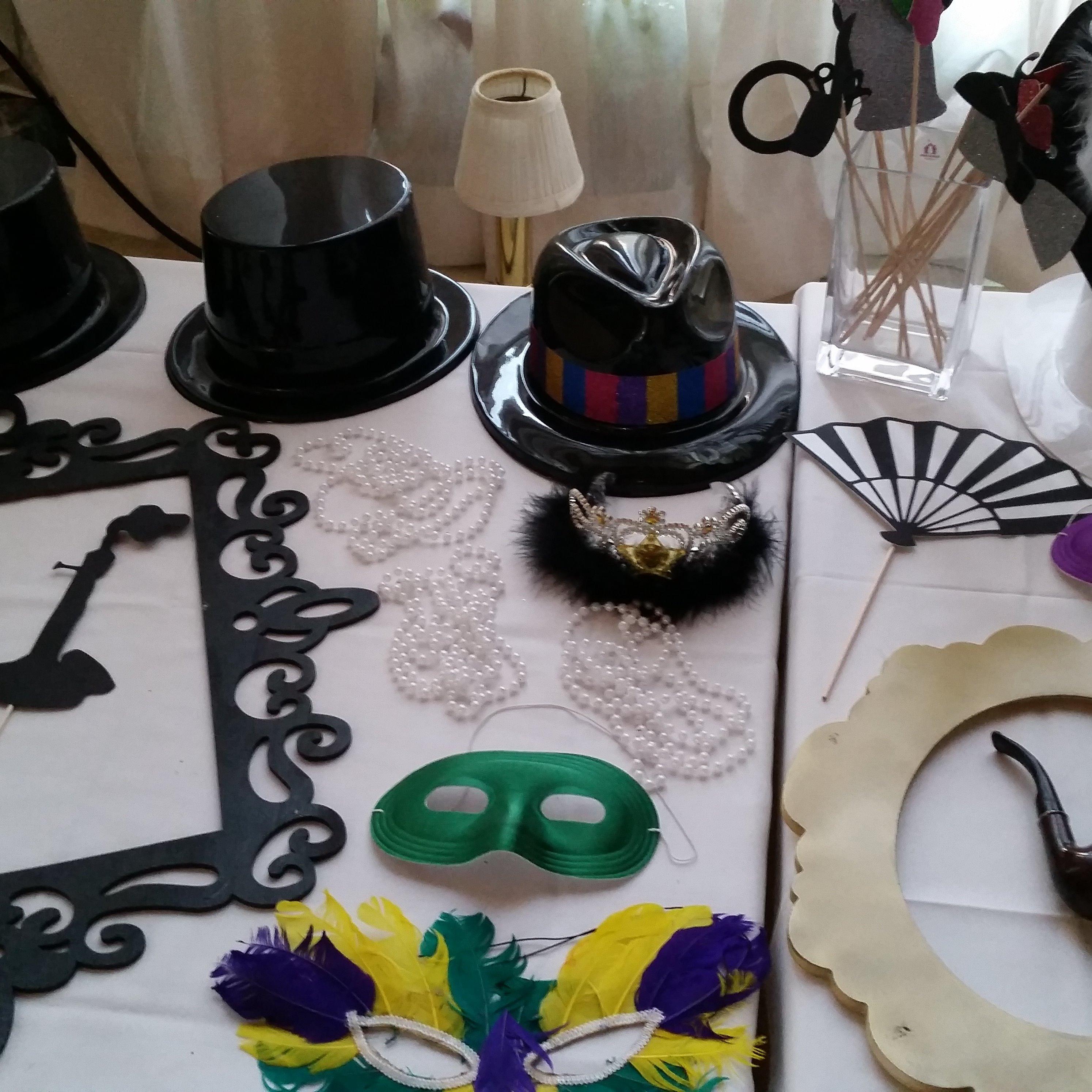 Mercury Photo Lounge Logo