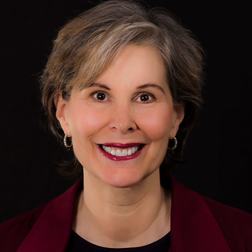 Nancy Tawes Photography LLC Logo