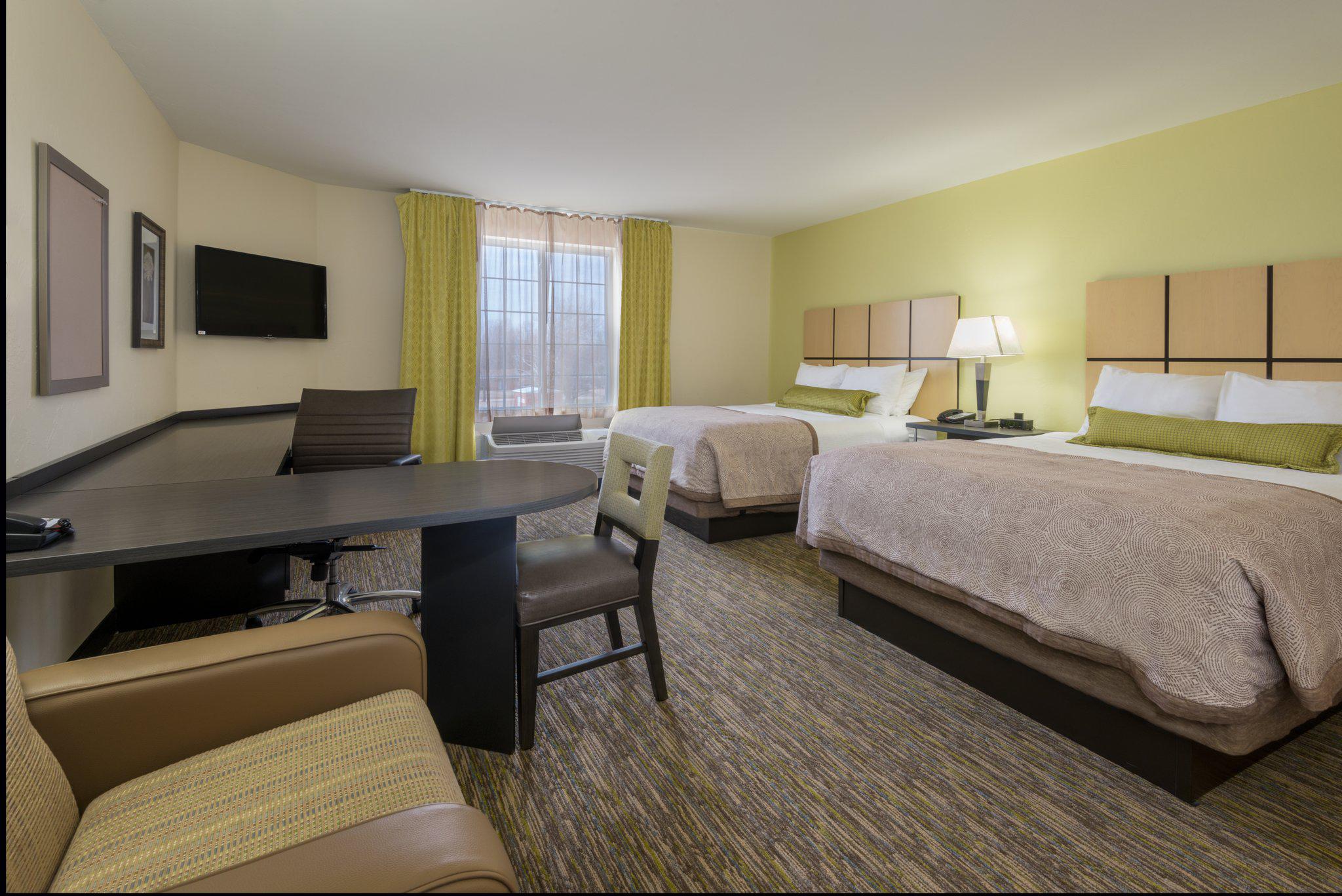 Candlewood Suites Midwest City Photo